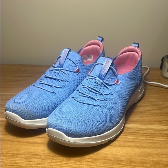 Skechers Women's Blue and Pink Athletic Shoes - Picture 3 of 6